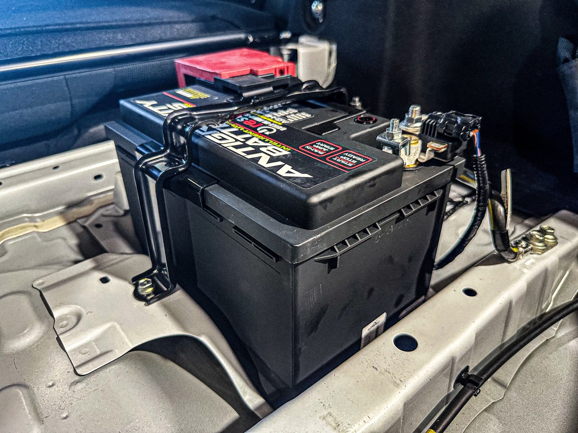 installed image Antigravity H6/Group 48 battery