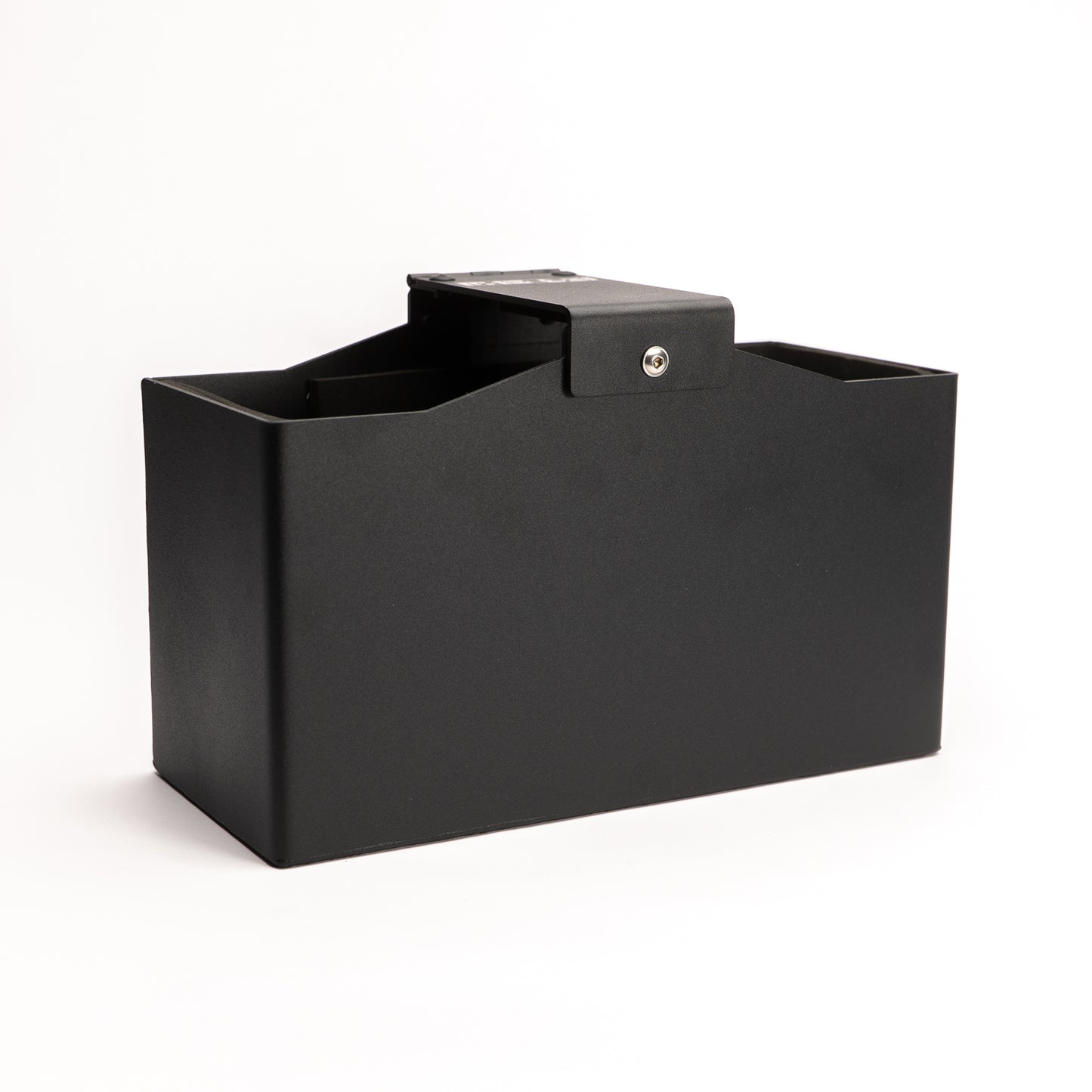 profile shot MeLe Design Firm SB30 battery mount