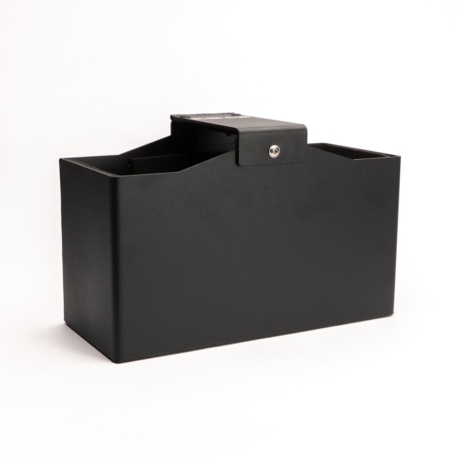 profile shot MeLe Design Firm SB30 battery mount